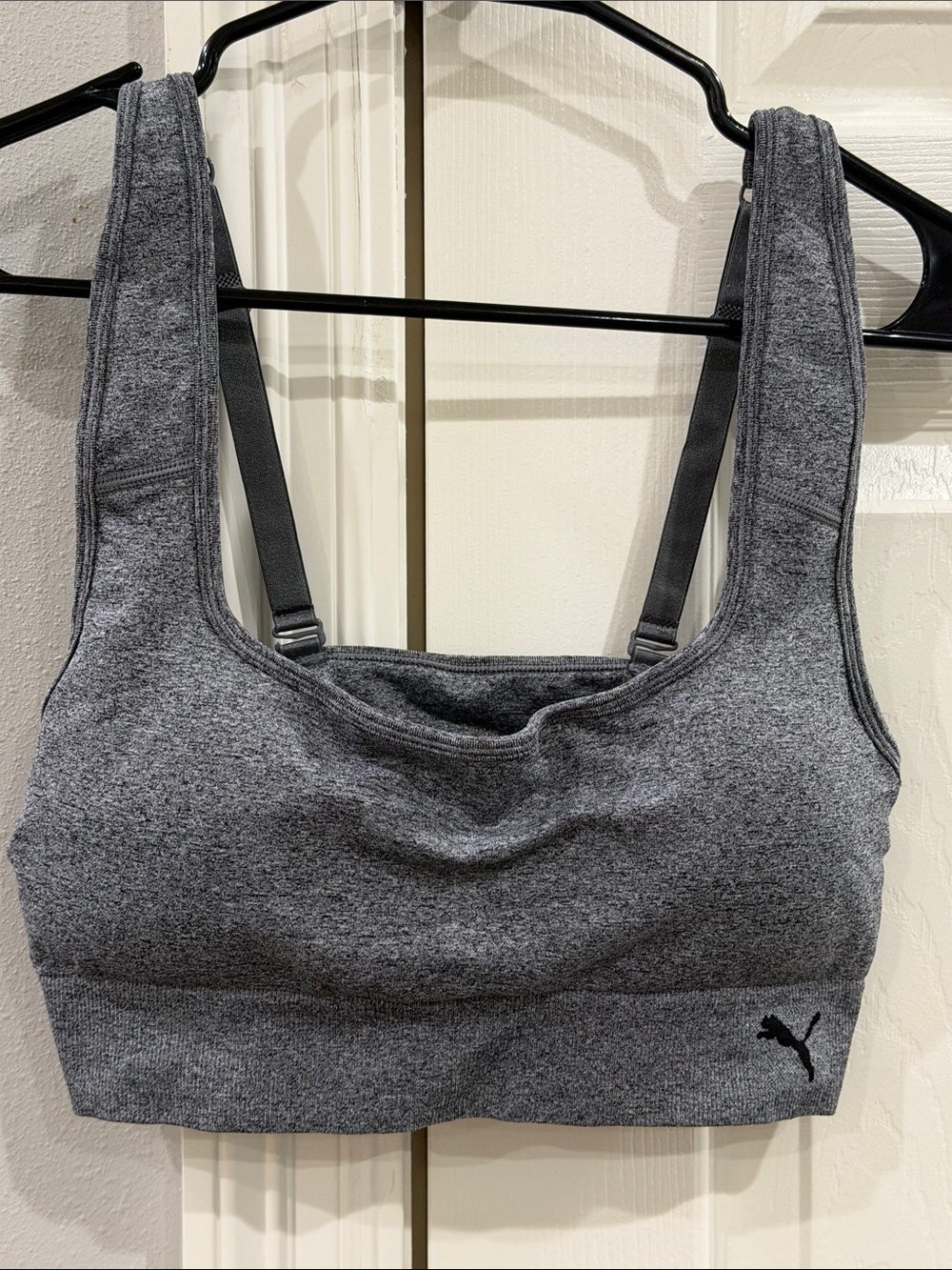 Puma Gray Seamless Stretch Sports Bra with adjustable Straps Sz XL